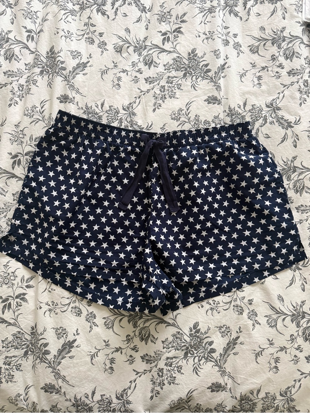 GAP Live  Navy Star Print Lounge/PJ Shorts